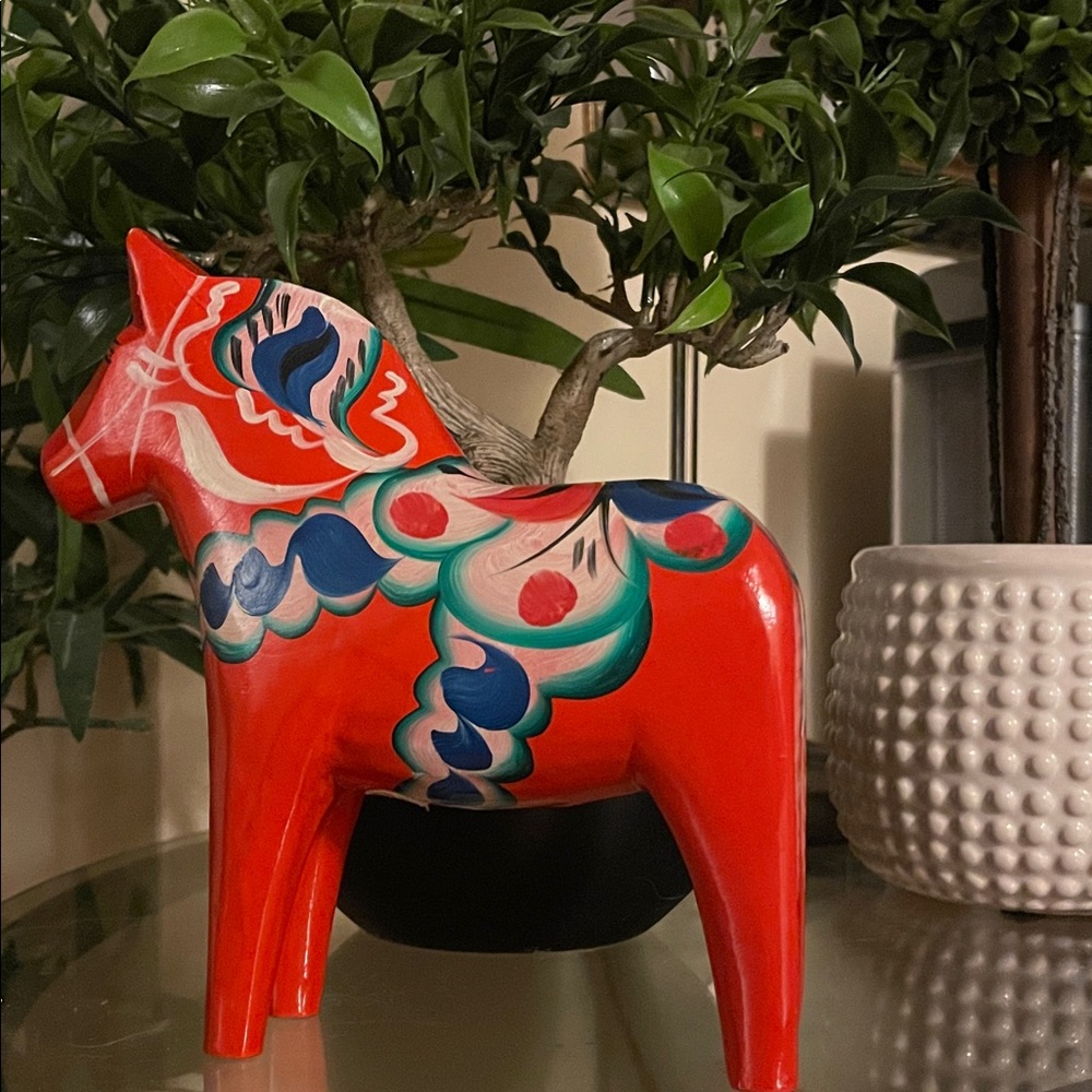 Traditional Swedish Dala Horse, (16 cm)